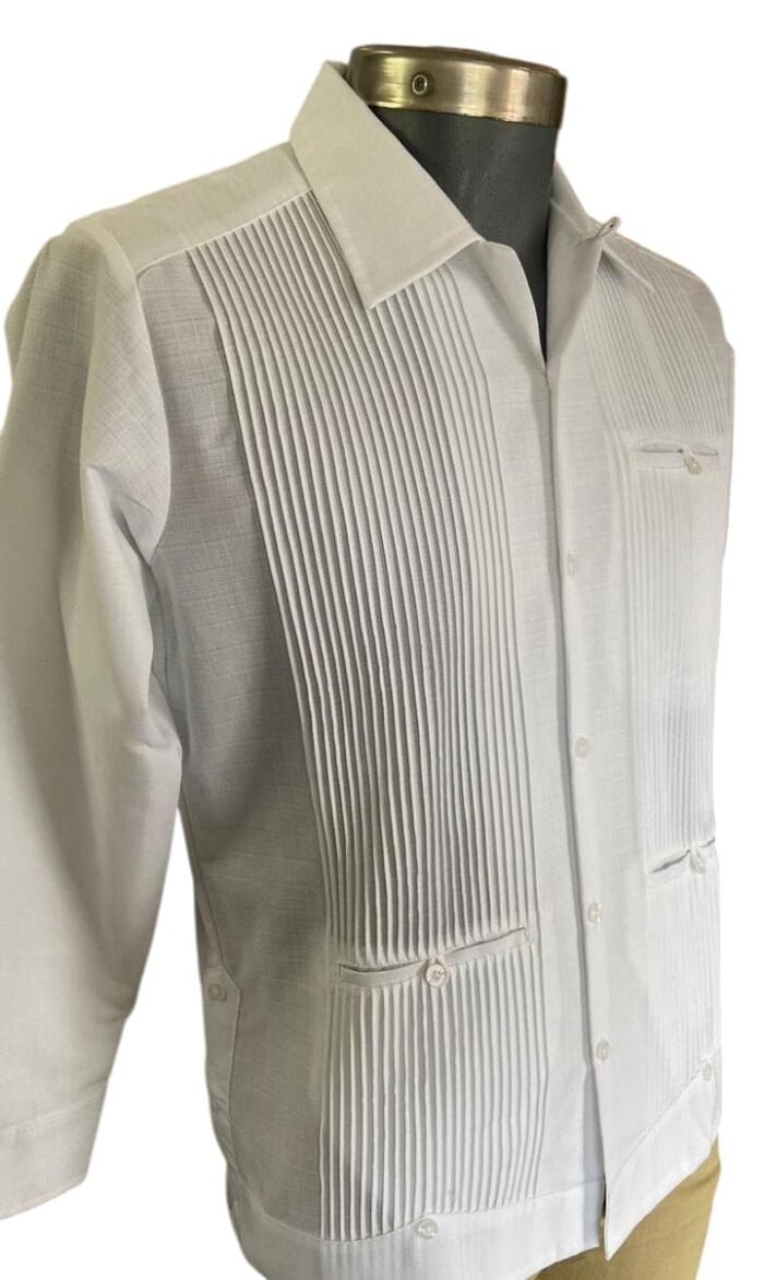 WhatsApp Image 2025-07-05 at 5.10.20 PM Guayabera Presidencial