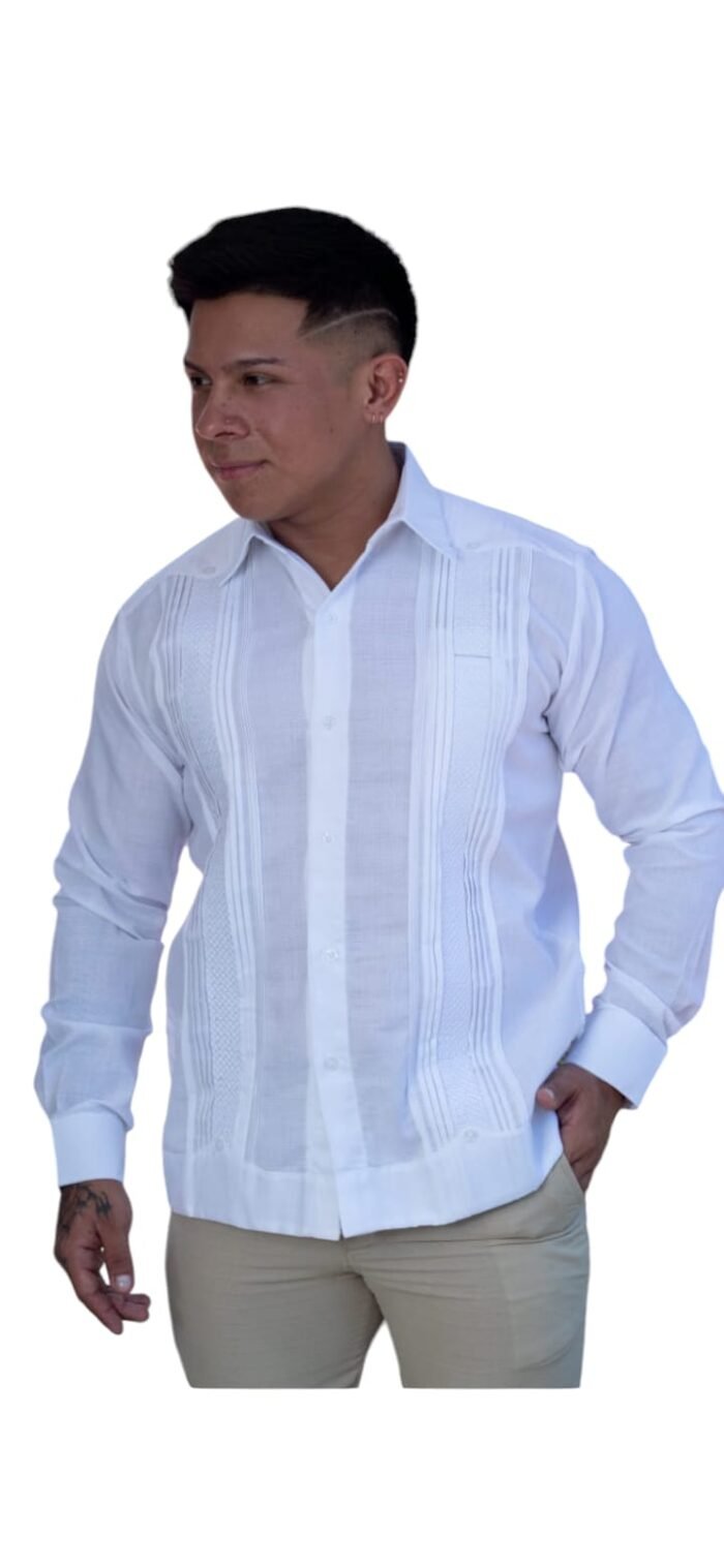 WhatsApp Image 2025-07-15 at 7.33.53 PM Guayabera Mod. Panal